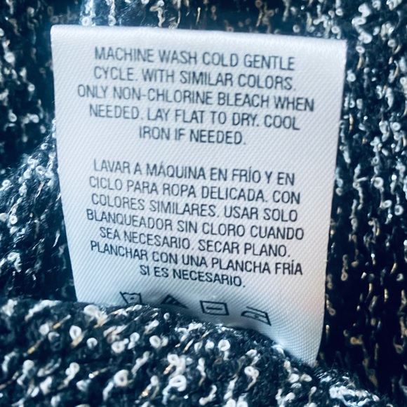 Women’s Large Sweater Cardigan Covington Gray Silver Threading Hook Close Knit - Picture 11 of 11